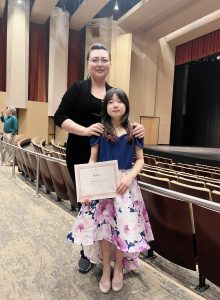 HanOpera student Moli Li won the second prize in Nats competition