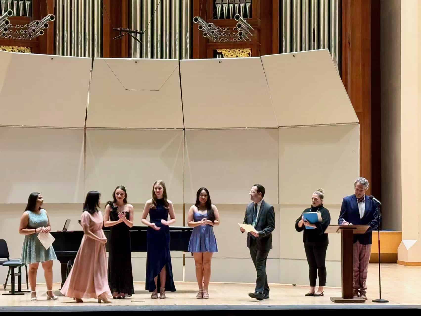 HanOpera rehearsal and coaching scene